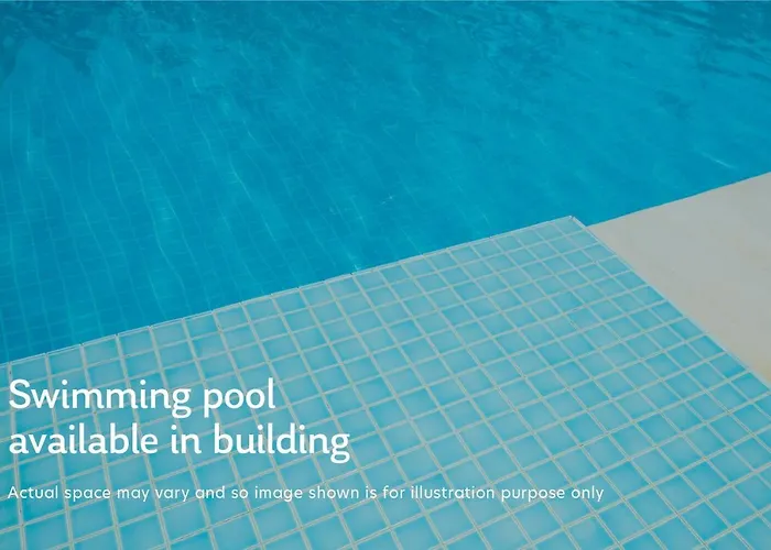 Streeterville W Gym Pool Nr Navy Pier Chi-410 Chicago